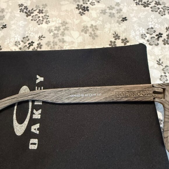 Oakley Sunglasses Holbrook Woodgrain Prizm Polarized 9102 ✨️ NEW✨️ - Picture 7 of 9